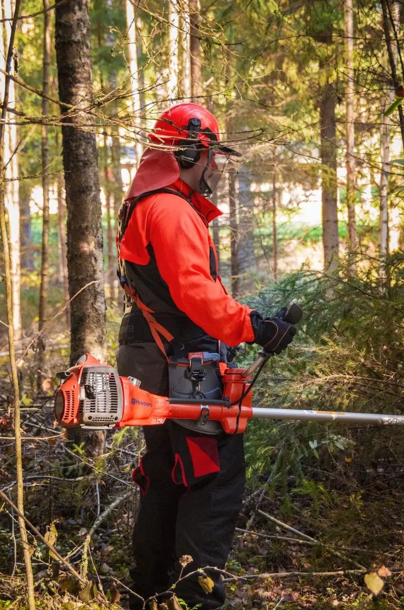 Top Toimijoiden tekijä vihertöissä suojavarusteissa